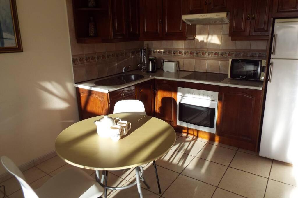Playa Bastian A47 - Ocean View Apartment Costa Teguise Exterior photo