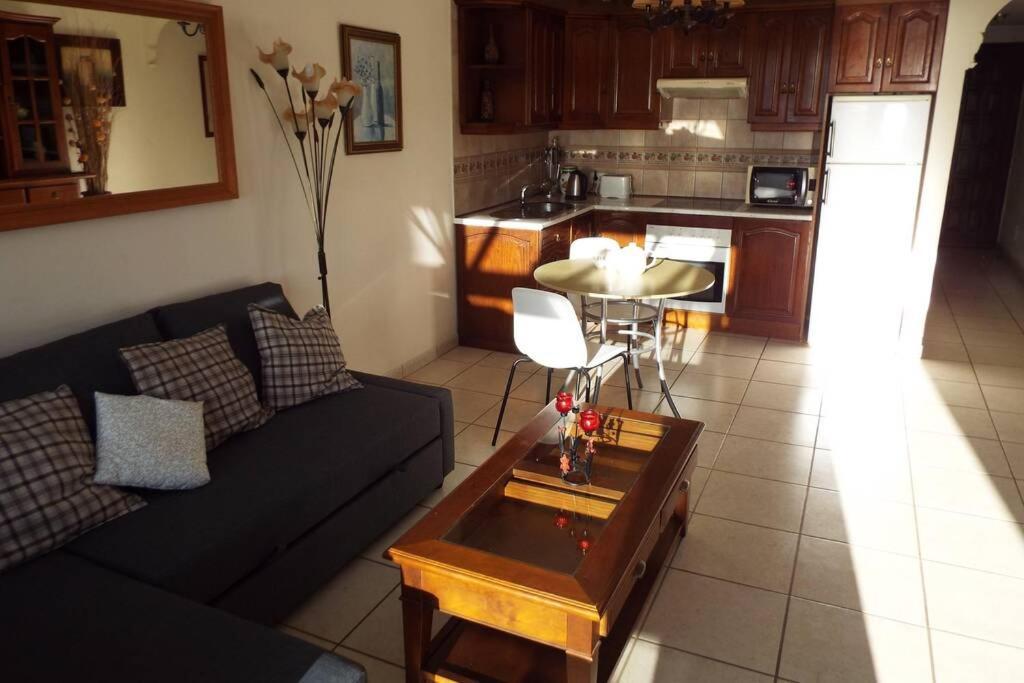 Playa Bastian A47 - Ocean View Apartment Costa Teguise Exterior photo